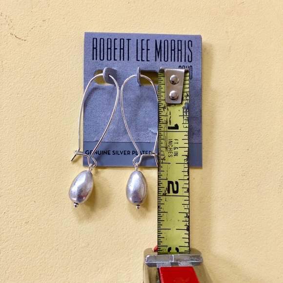 Earrings by ROBERT LEE MORRIS - Picture 3 of 3